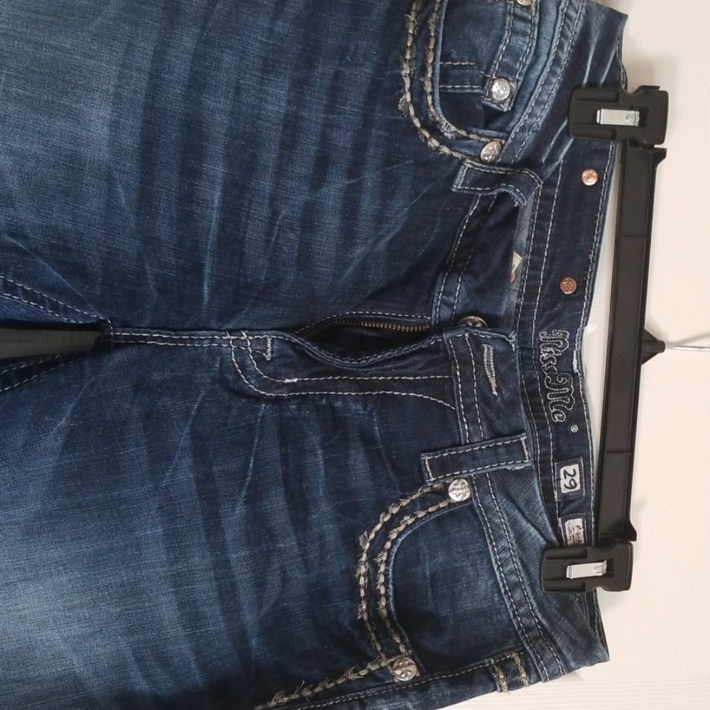 Miss Me crop jeans